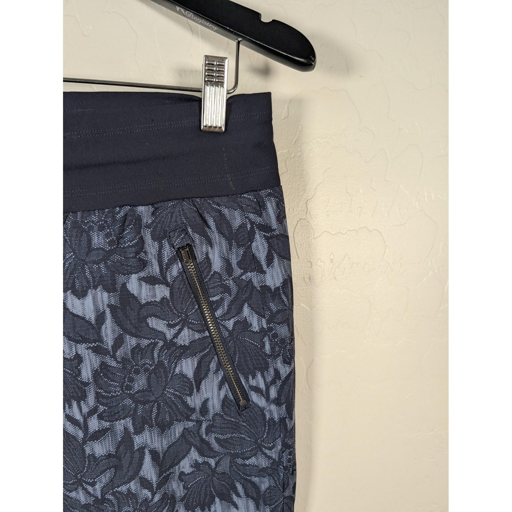 Athleta Pants Womens 10 Blue Trekkie North Jogger Stretch Floral Zip Pockets - Picture 5 of 12